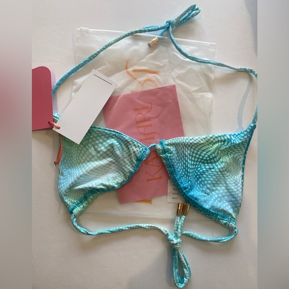 Kamari Swim Arctic Triangle Bikini Top - Picture 4 of 4